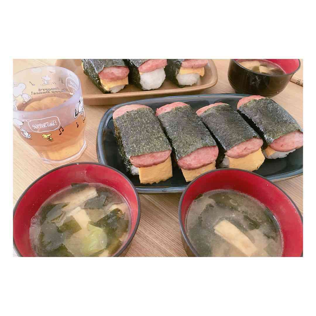 辻希美、会心の手作りハンバーグ披露も「作ってないだろ」の総ツッコミ