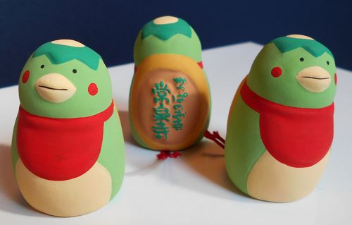 もうすぐお正月！日本全国、可愛いお守り