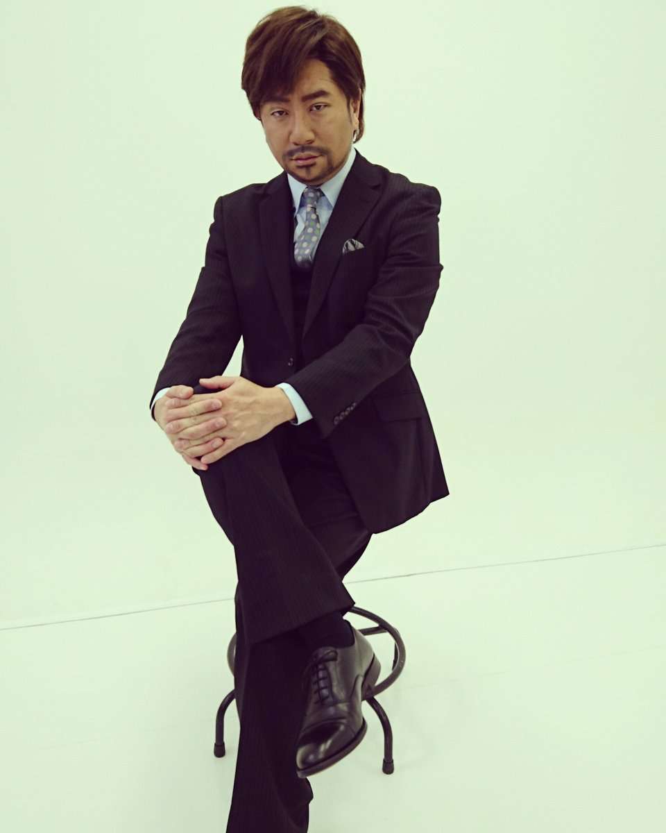 レイザーラモンRG“あるろ奈美恵”が大ウケ　新年は沖縄で披露か？