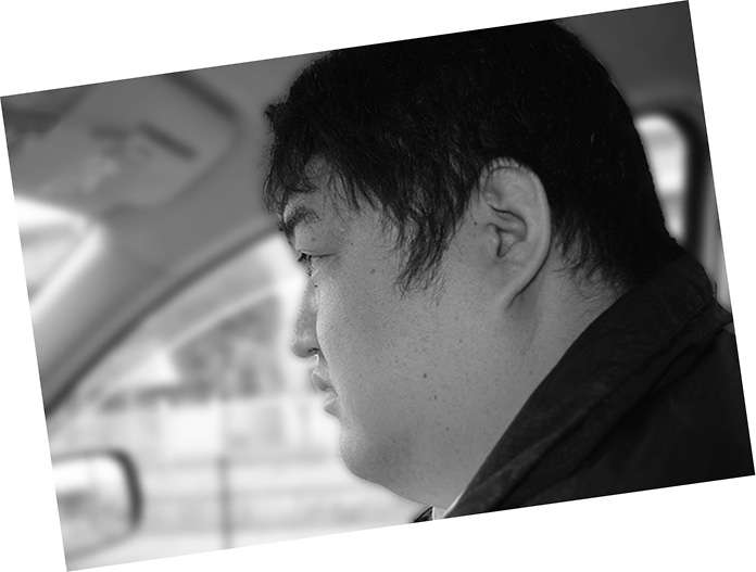 イケメンの横顔画像を貼るトピ