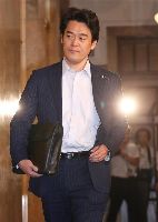 【画像あり】民進党・クイズ小西が発狂「産経新聞はわざと変な写真を使い印象操作している。法的措置を検討する」 ｜ 保守速報