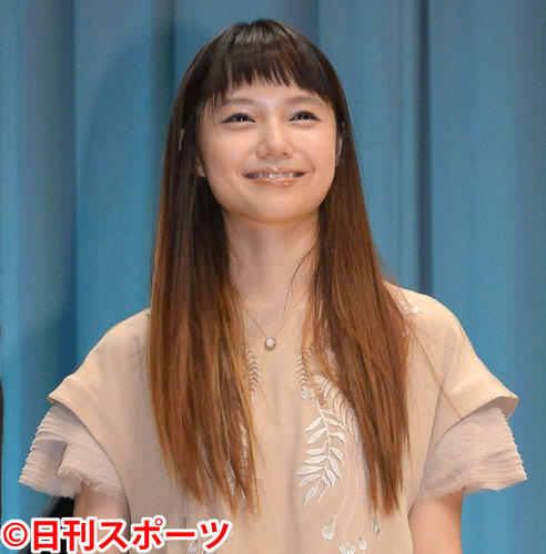 国分太一が岡田准一から結婚報告なく嘆き「ネットで知ったよ」 - ライブドアニュース