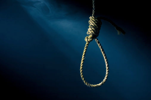 ひきこもる50代…80代親「お金なくなれば餓死かも」