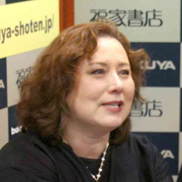 松居一代の離婚会見を見た友人・キャシー中島「洋服の黄色はお金の色ですよね」 （スポーツ報知） - Yahoo!ニュース