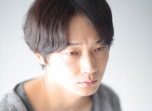 綾野剛さんの画像を貼るトピ