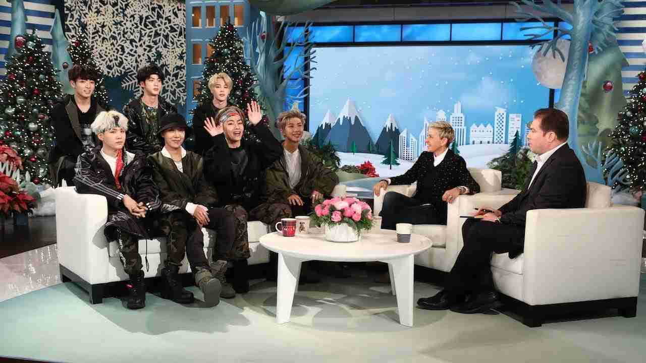 Ellen Makes 'Friends' with BTS! - YouTube