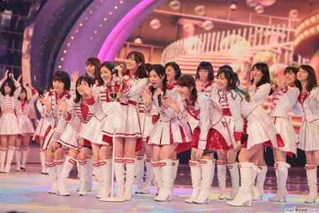 AKB48紅白歌唱曲、中間1位は「365日の紙飛行機」2位に渡辺麻友卒業曲 