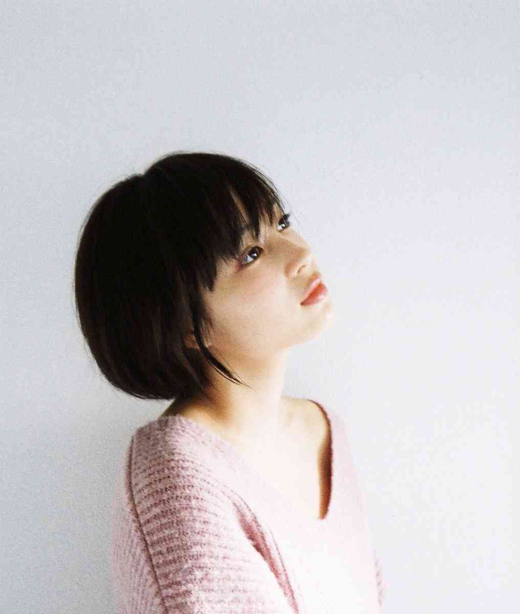 芸能人の美しい不意討ち画像を貼るトピ