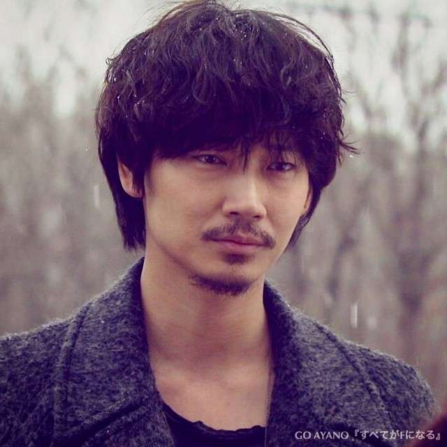 綾野剛さんの画像を貼るトピ