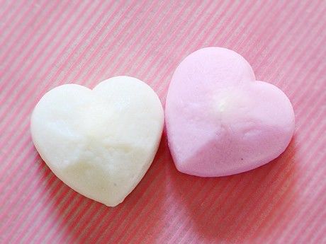 【2018バレンタイン】甘いものが苦手な男性に！チョコレート以外の食品 - NAVER まとめ