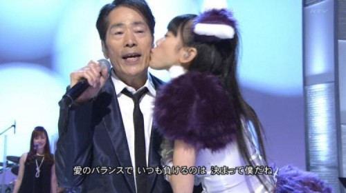 有安杏果「ももクロ」卒業を電撃発表「普通の女の子の生活を送りたい」