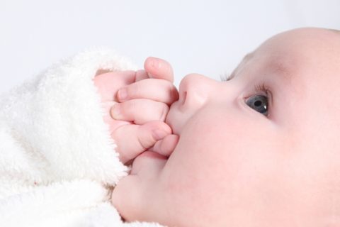 完全母乳の大変な所を教えてください