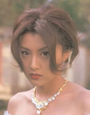 藤原紀香、陶芸や生け花など稽古に励む　愛之助との結婚で伝統文化より身近に