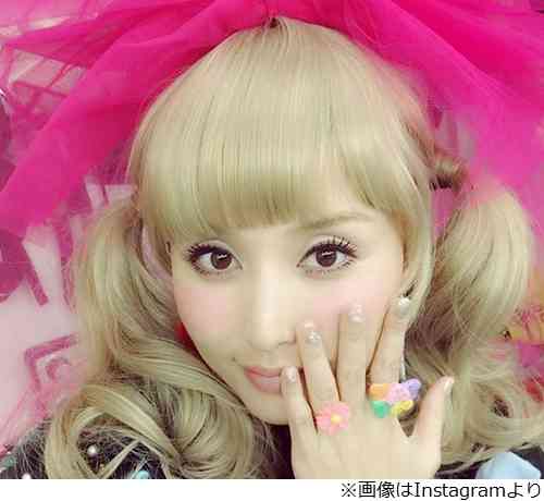 橋本マナミ、きゃりーぱみゅぱみゅになる