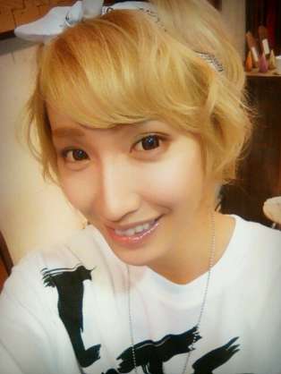 橋本マナミ、きゃりーぱみゅぱみゅになる