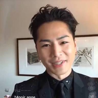  ローラがTwitterで“テレビに積極的に出演する”という宣言をし、ファンから歓喜の声