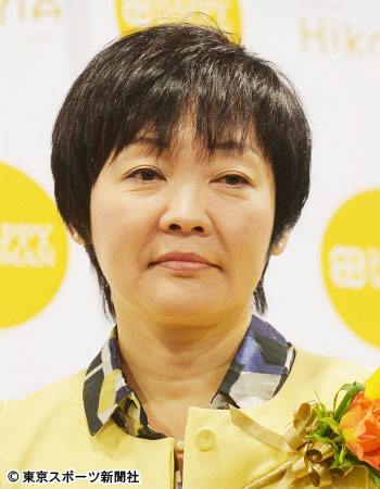 安倍昭恵夫人が安倍首相の冴えない画像を投稿 批判コメントも消さない謎