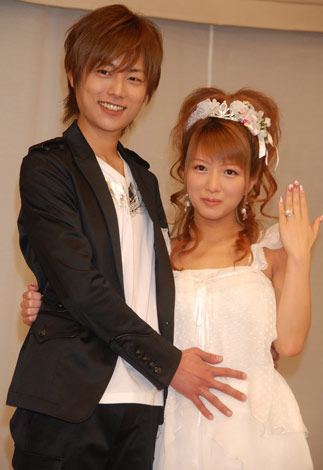 辻希美、イチゴ狩りで摘んだ新鮮なイチゴに練乳たっぷりで批判殺到