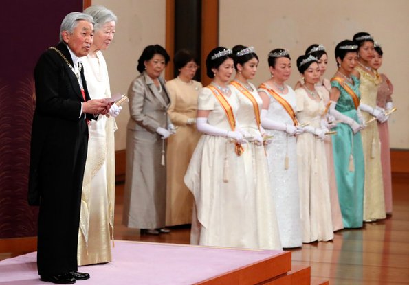 皇居で講書始の儀　雅子さまは15年ぶり出席