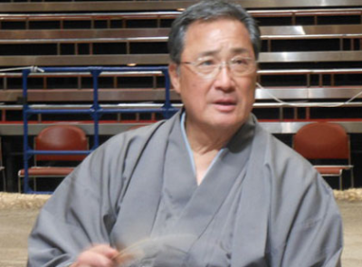 横綱・白鵬が休場　4日目嘉風戦で左足親指を負傷