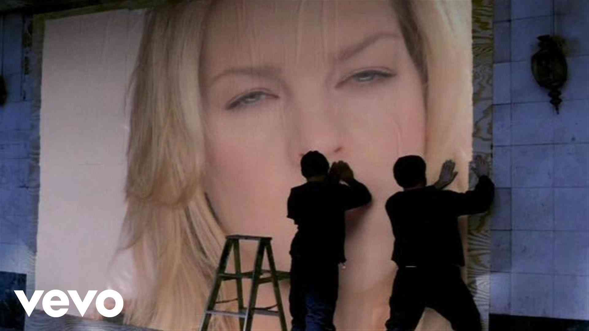 Diana Krall - The Look Of Love - YouTube