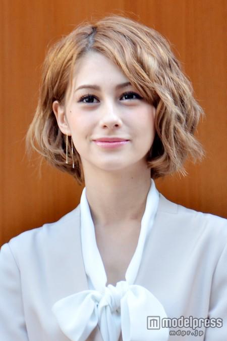 ダレノガレ明美、モデル界の実態を暴露「楽屋戻ったら悪魔」「ファッションショーの裏側で殴り合いも」