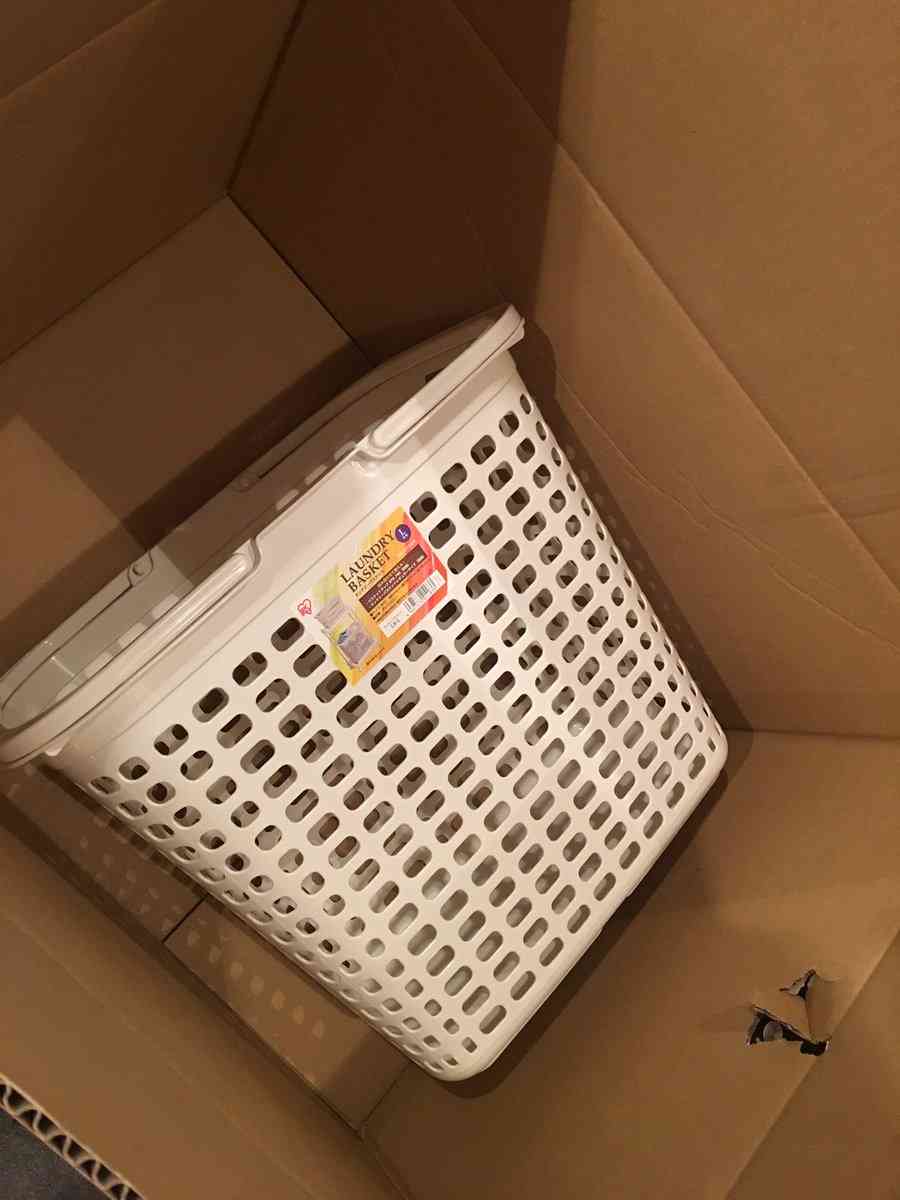 おい、重ねろや！Amazonのいきすぎた「過剰梱包」に怒りの声が…