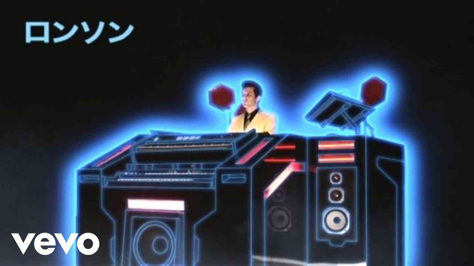 Mark Ronson, The Business Intl. - Bang Bang Bang - YouTube
