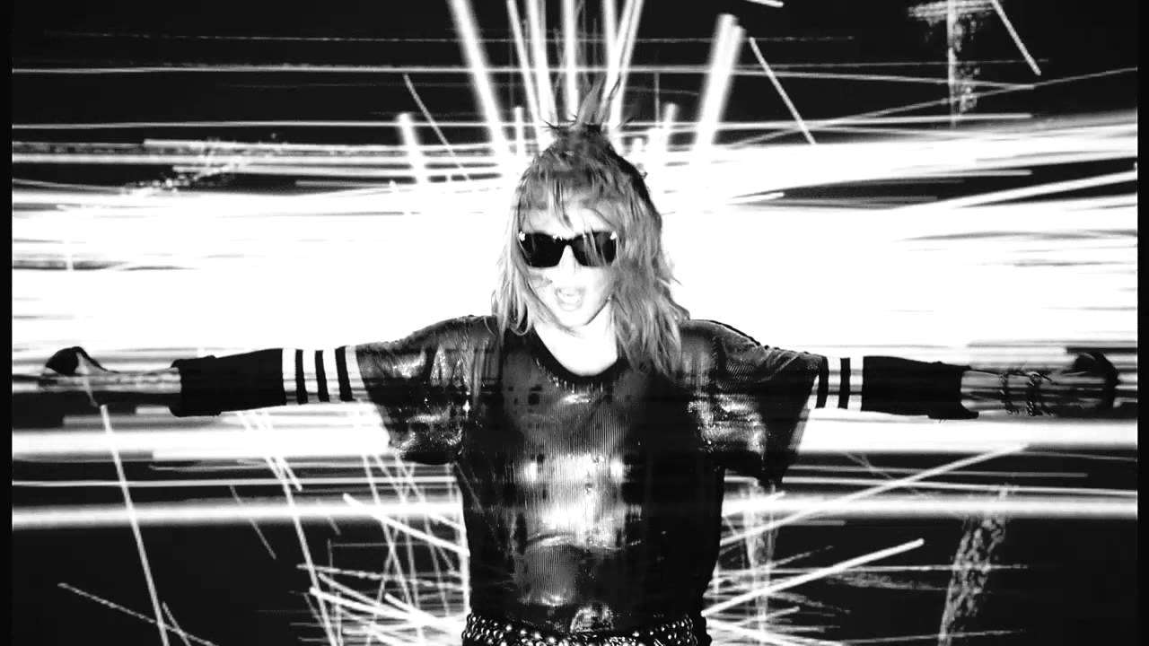 Madonna - Girl Gone Wild - YouTube