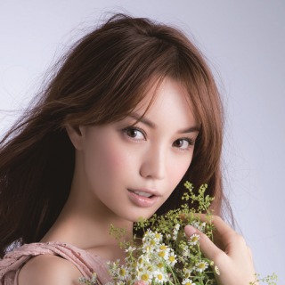 輪郭が綺麗な芸能人