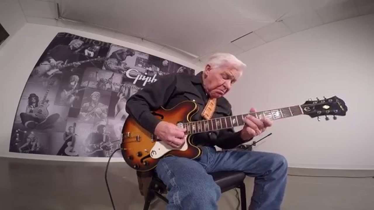 Bob Wood Visits Epiphone Headquarters - YouTube