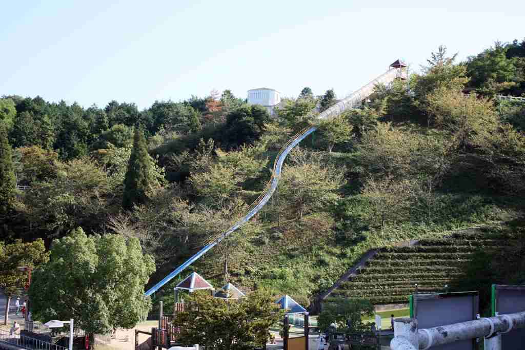 愛媛県今治市の怖すぎる滑り台が本当に怖いと話題