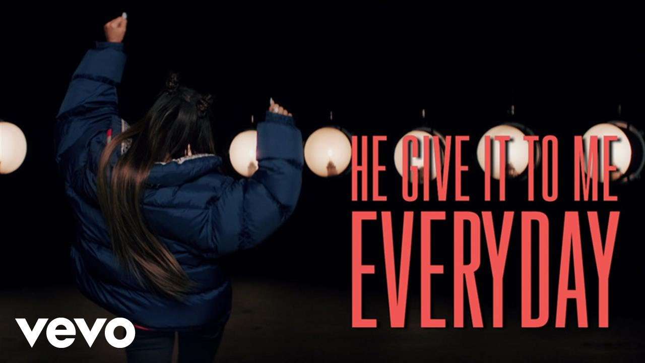 Ariana Grande - Everyday (Lyric Video) ft. Future - YouTube