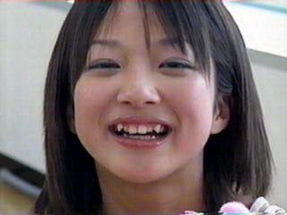 辻希美、長女から金メダル「10年間育ててくれてありがとう」2分の1成人式で