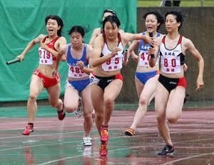 レースクイーンの次に廃止されそうな仕事 イベントコンパニオンやチアリーダーの存続が心配される