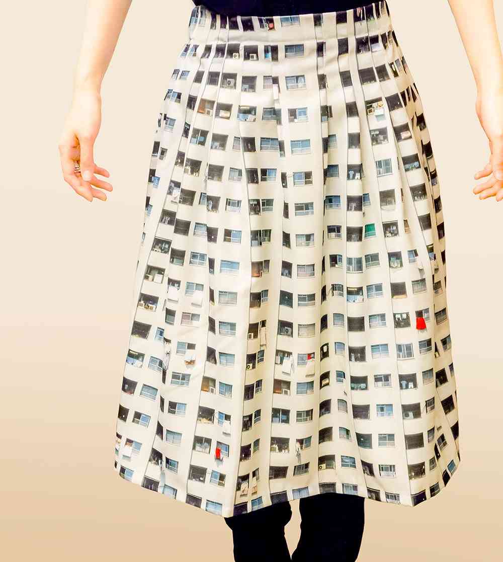 生活感あふれているのに、なぜかオシャレ。団地柄のスカートが大反響