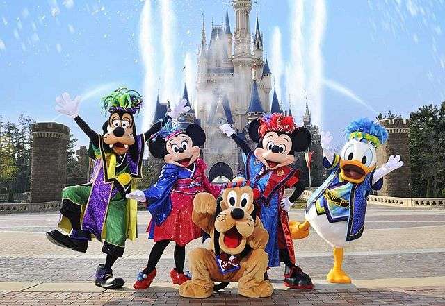 東京ディズニーランドとシーの年パスが3月から値下げ、代わりに「使用不可日」を適用