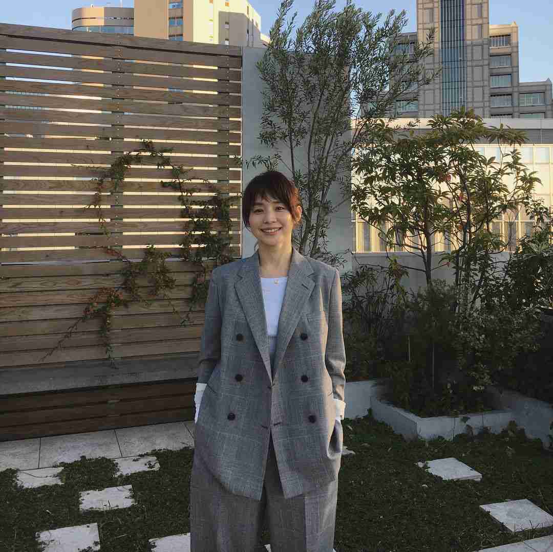 理想の“オトナ女子”石田ゆり子、高級住宅地に推定３億円の豪邸　足りないのは…