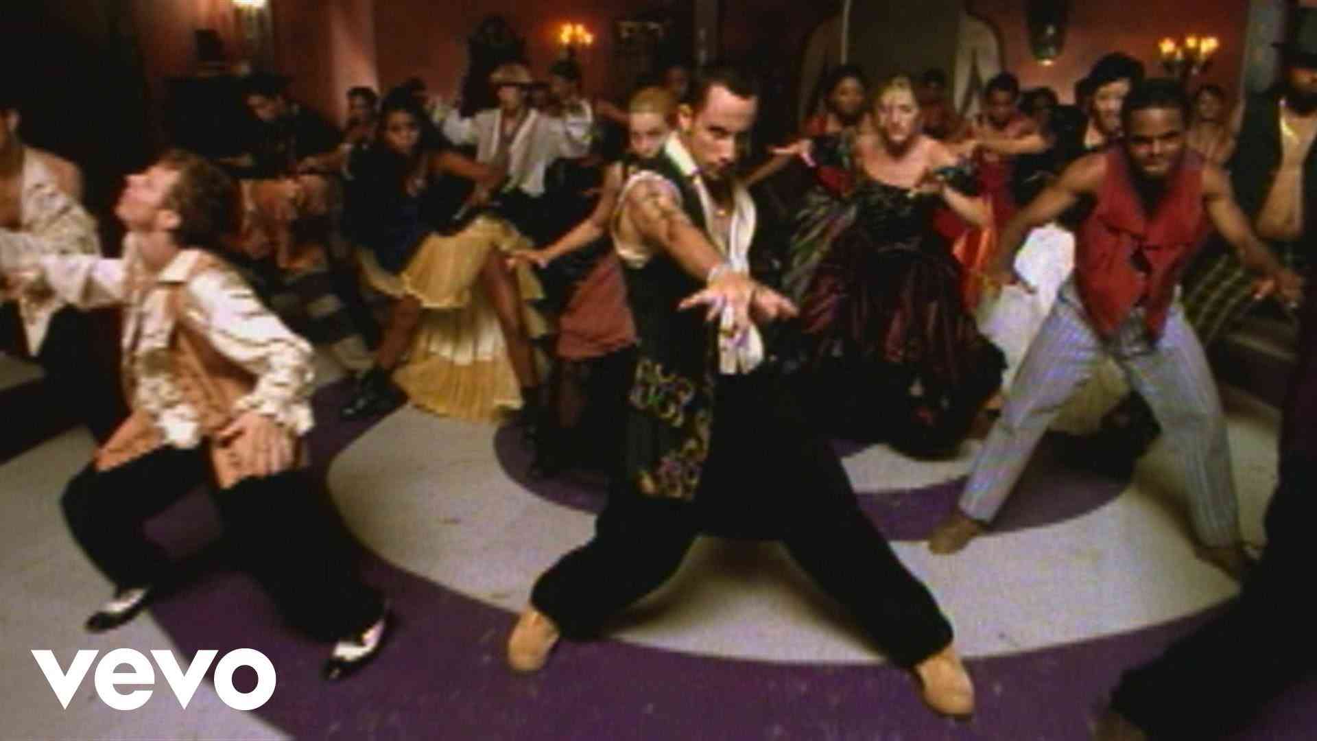 Backstreet Boys - Everybody (Backstreet's Back) (Official Video) - YouTube