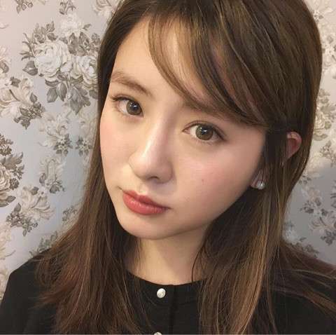 結婚＆妊娠５カ月発表のBerryz工房・菅谷梨沙子、お相手は元芸人のスーパーノヴァの橋本拓也だった。結婚時期は未定