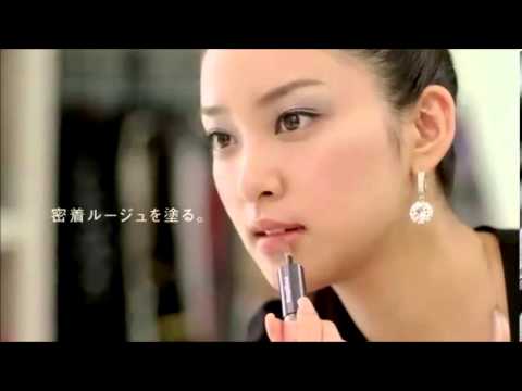 武井咲　資生堂マキアージュCM集 - YouTube