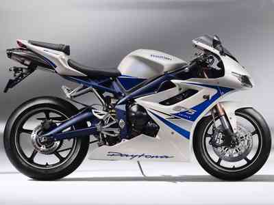 バイク時速239キロ走行「動画の閲覧者数を上げるため」