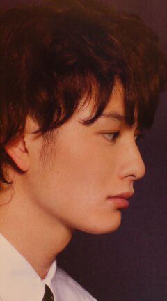 芸能人の横顔が見たい