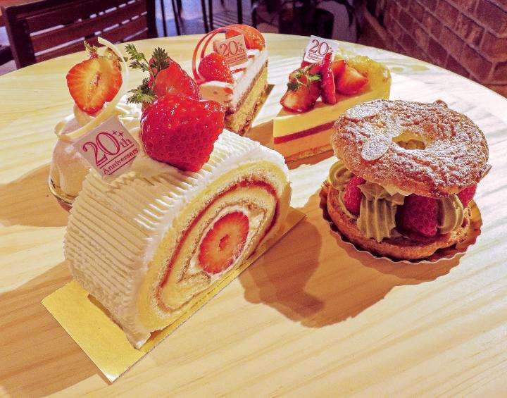 【金曜日の夜だから】ケーキを持ち寄って雑談しましょう