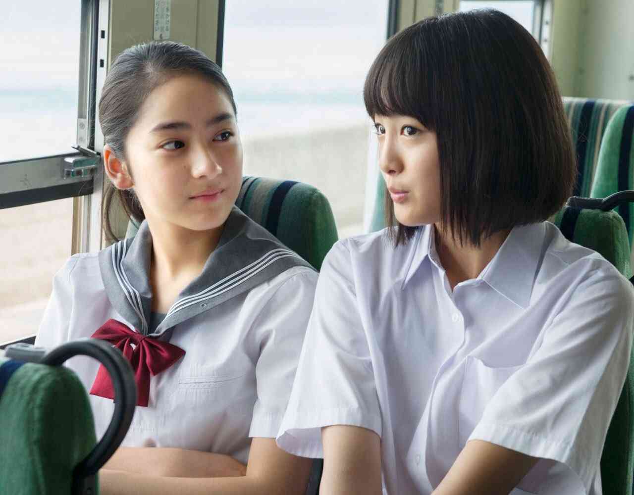 芸能人の横顔が見たい