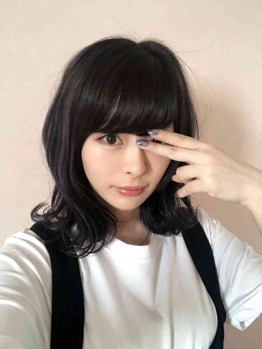 きゃりーぱみゅぱみゅ 黒髪巻き毛姿を披露…フォロワーから「まじで黒髪の方がいい」と絶賛の声