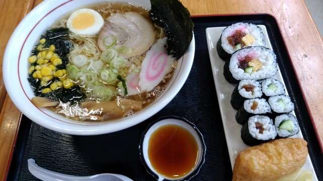【量重視】麺類＋ご飯もののセット写真