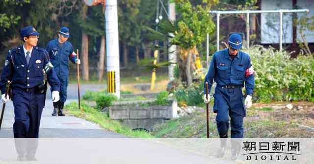 容疑者は１９歳、異例の実名公表　各社対応は　警官射殺：朝日新聞デジタル