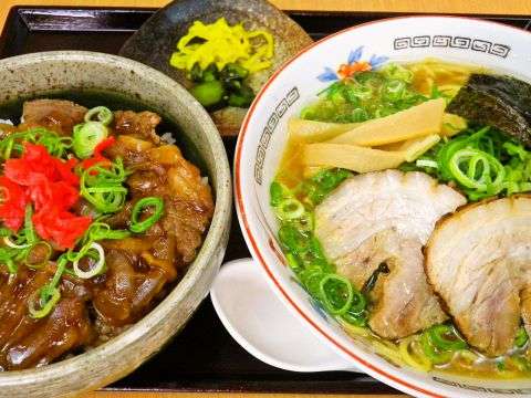 【量重視】麺類＋ご飯もののセット写真
