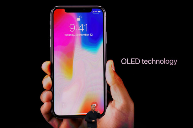 iPhone X、売上の10％は「サムスンの収入」　2年間で1.6兆円増収へ | Forbes JAPAN（フォーブス ジャパン）